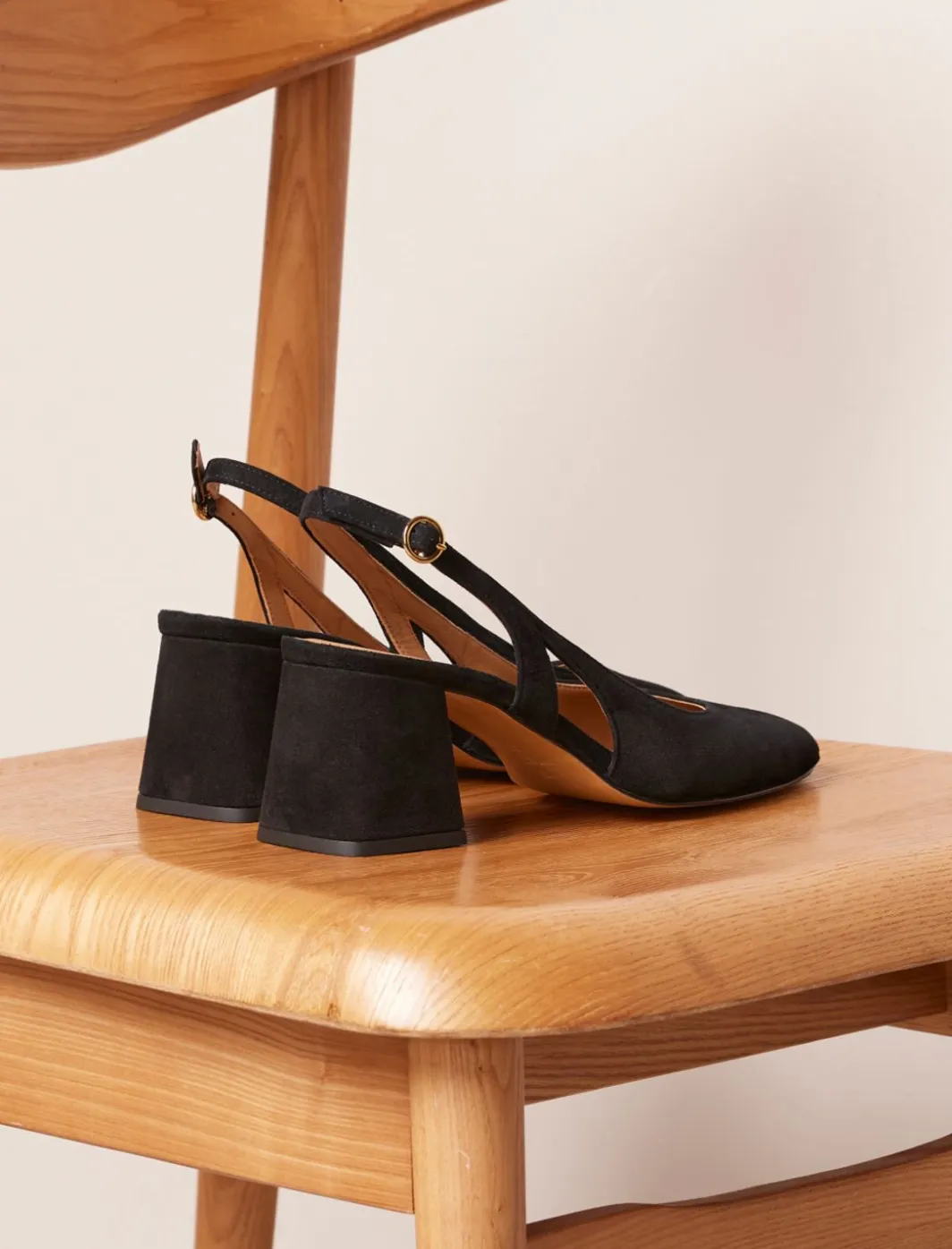 Charlotte>Pied de Biche Sale