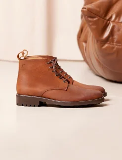 Chukka Commando><noscript><img width=